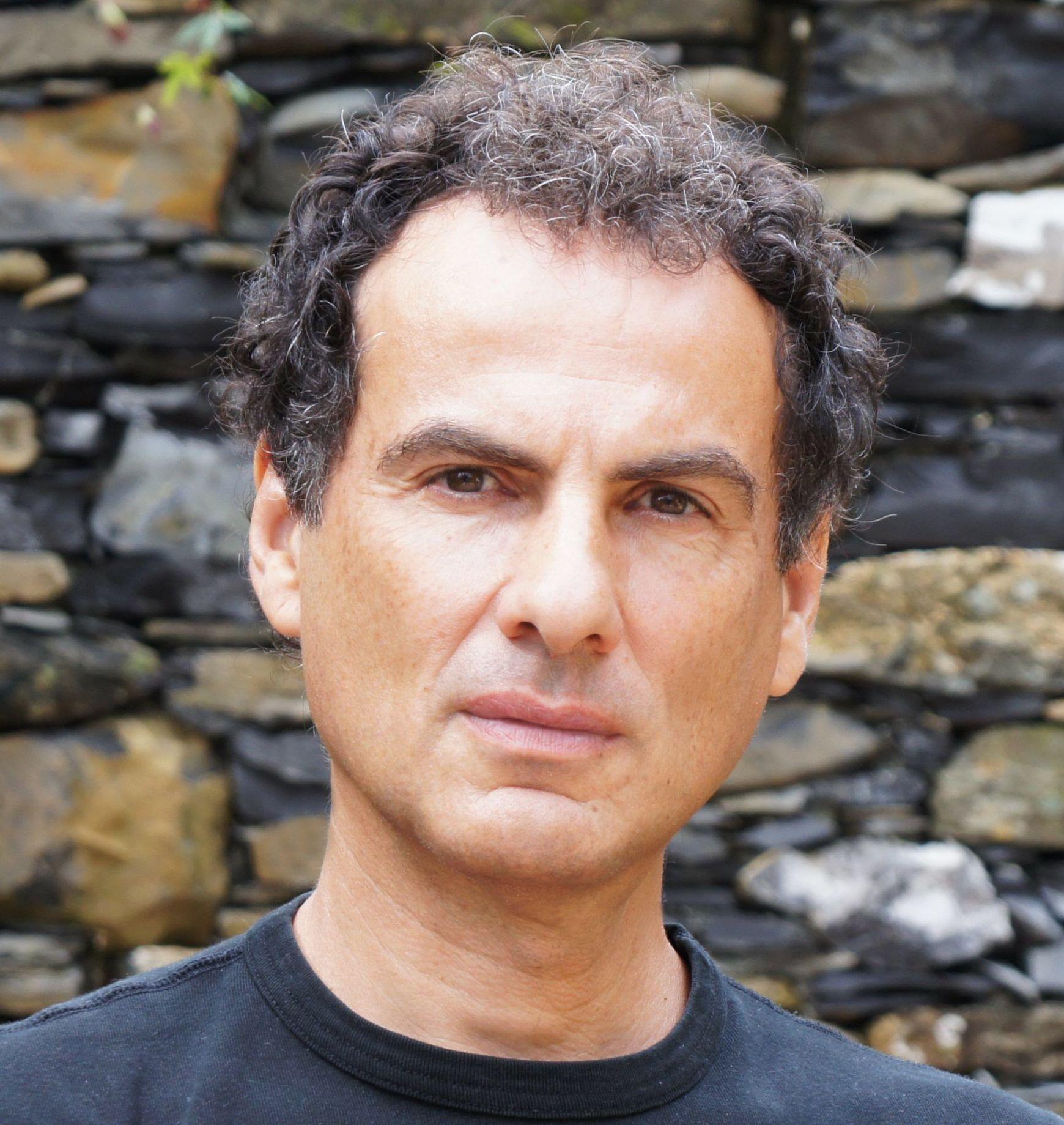 Andrea De Carlo
